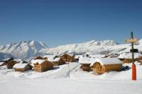 Madame Vacances Les Chalets de l Altiport