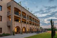 SOWELL HOTELS Les Chevaliers