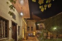 Heaven Cave House