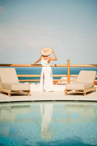 Pilos Suites
