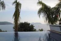 Nur Beach Hotel