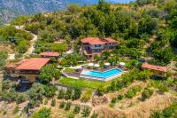 AVENA MOUNTAIN HOTEL