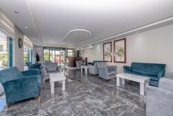 Theluna City Hotel
