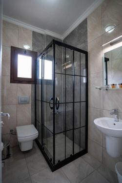 Cunda Zeyna Otel