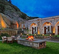 Seraphim Cave Hotel