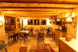 Zanta Suite Hotel