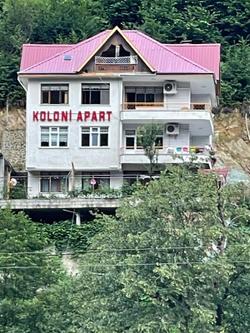 Koloni Apart