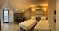 White Golden Suite Hotel