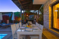 Villa Otantik