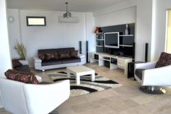 Villa Term 