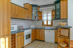 Phellos Apartment
