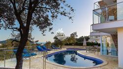 Villa Elia