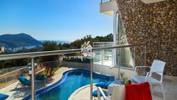 Villa Tzia