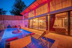 Villa MJ