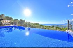 Villa Almond