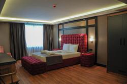 Eva Hotel