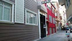 Life Hotel 2