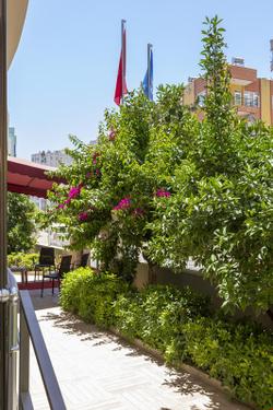 Toprak Otel