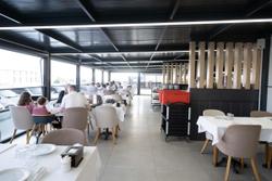 Ren Business Hotel