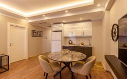 Lilium Luxury Suite