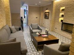 Louis Rooms