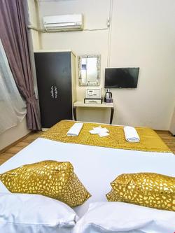 New Zade Apart Hotel