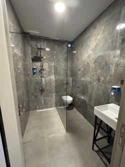 Roj Suite