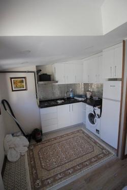 Mutlu Flat