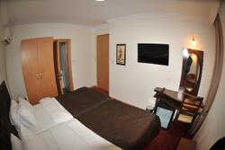 Palace Point Hotel