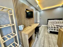 H&B Suite