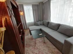 Levent Apart