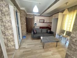 Kızıl Suit House