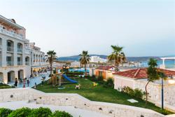 Doubletree by Hilton Çesme Alaçati Beach Resort