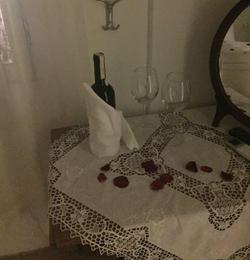 Saki Alaçatı Otel & Meyhane