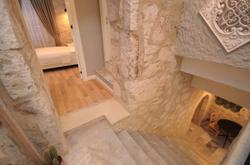 Selavi Hotel
