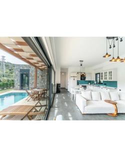 Villa Mystery