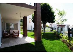 Villa Leylandi