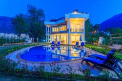villa Lavalle