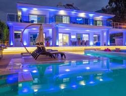Villa Four Season