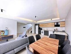 Villa Oba (B)