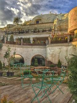 Aithra Cave Hotel