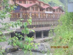 Dere Otel