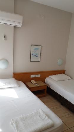 Isinda Hotel