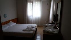 Isinda Hotel