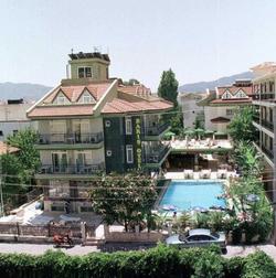 Baris Hotel & Apartments