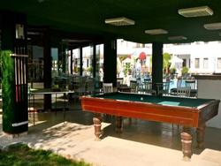 Club Cherry Apart