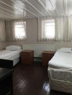 Piya Hostel