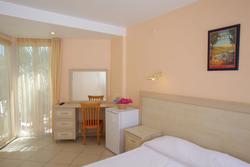 Catamaran Hotel