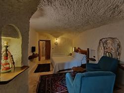 Apex Cave Hotel