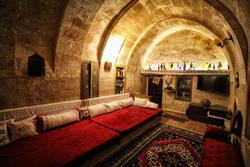 Patiska Cave House